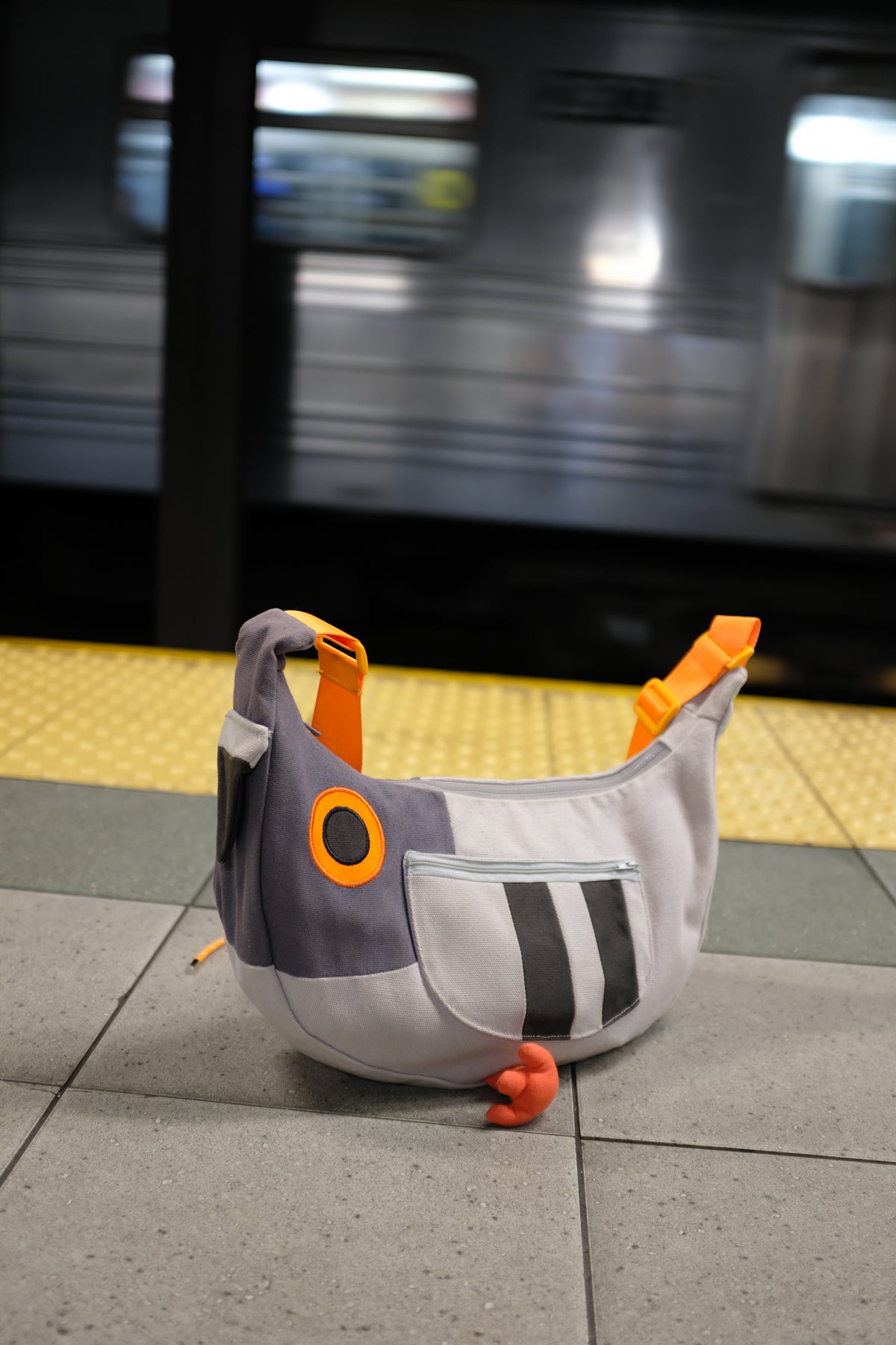Pigeon Canvas Bird Bag *PREORDER*