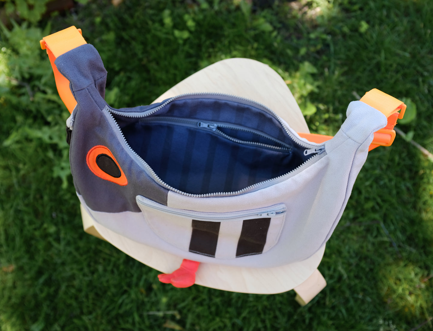 Pigeon Canvas Bird Bag *PREORDER*
